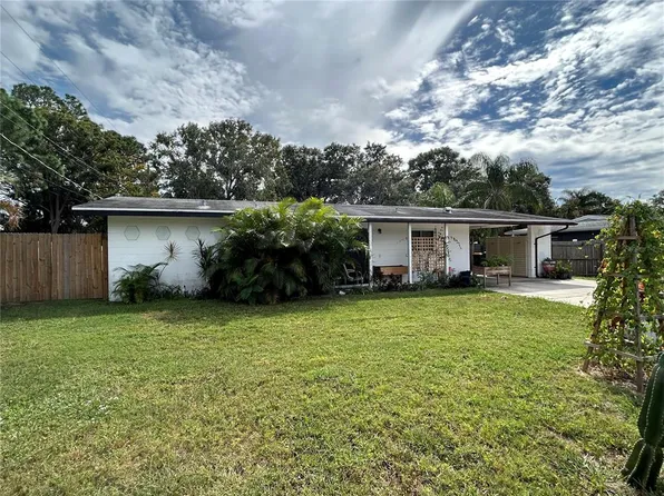 2730 Arlington St, Sarasota, FL 34239