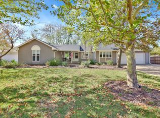 905 S Cypress St, Wichita, KS 67207