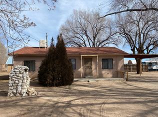 1918 Los Luceros Rd NW, Albuquerque, NM 87104