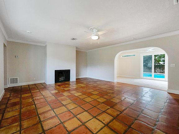 3rd image of 4716 NW 6th Court
