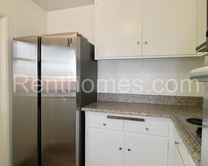 2029 Goshawk St — Photo 7