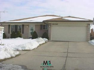 38350 E Steede Dr, Sterling Heights, MI 48310