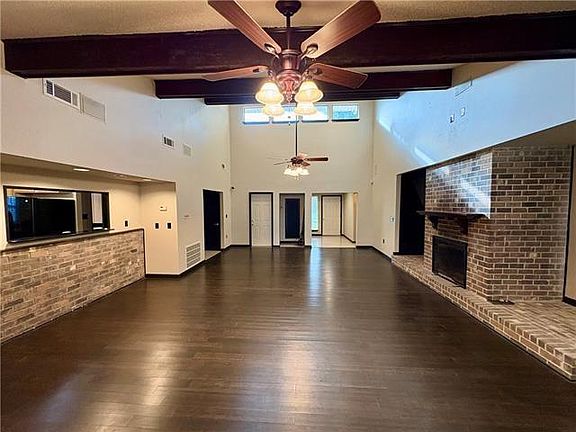 5th image of 11240 Winrock Dr