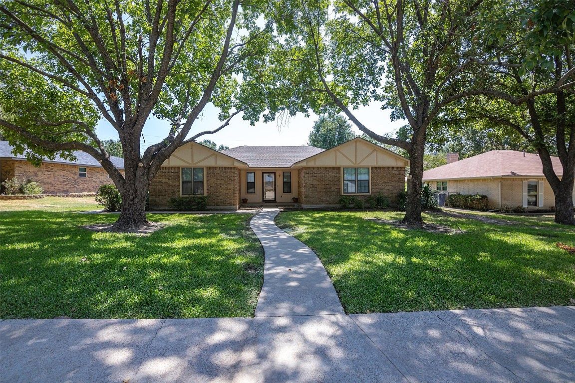 903 Casa Linda Dr, Ennis, TX 75119 MLS 20424265 Zillow