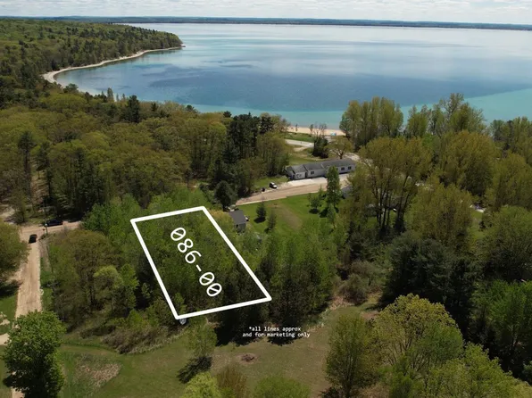 0 Traverse St, Traverse City, MI 49686