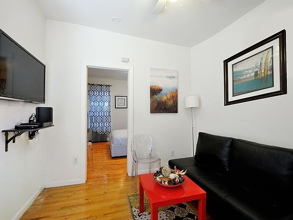5th image of 452 W 36th St #3RW