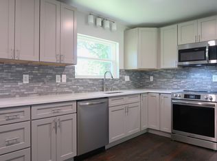 2842 Temple Ln, Charlotte, NC 28205