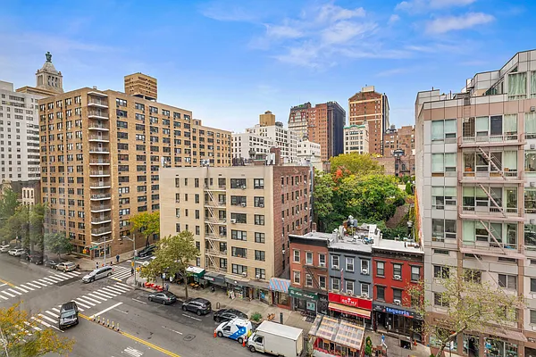 Sold by Compass | media 8