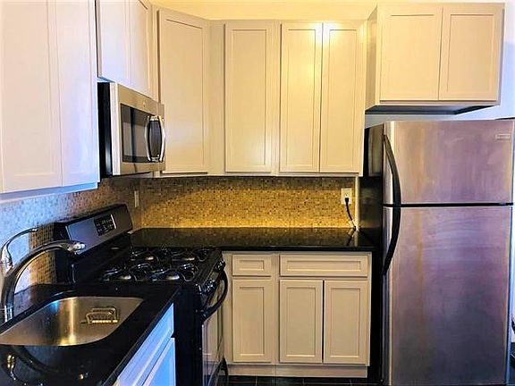 3rd image of 270 Harrison Ave APT 501