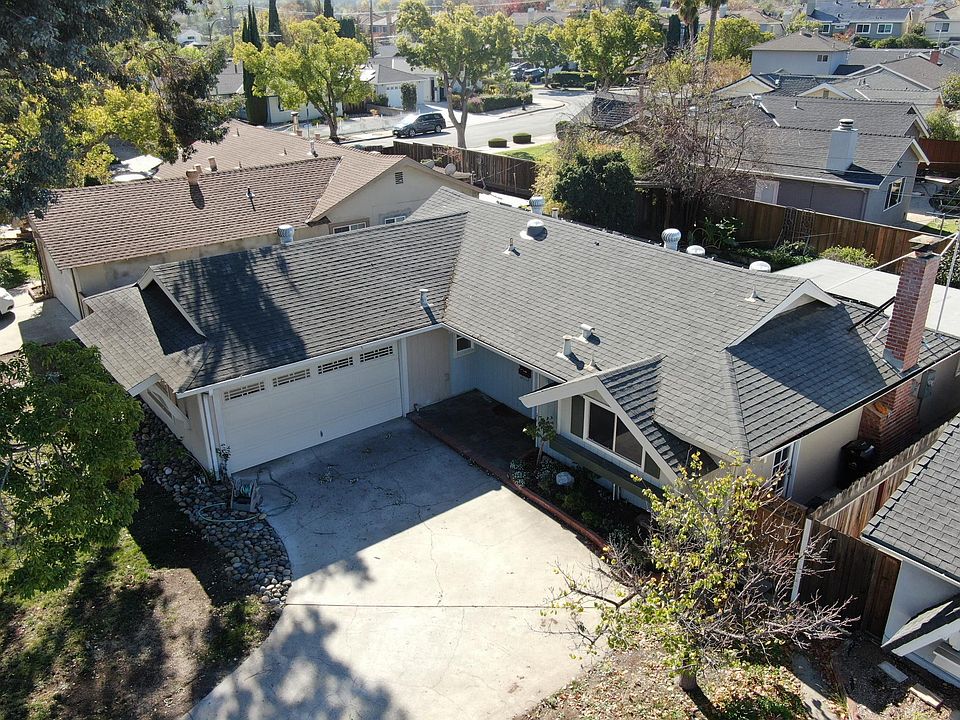 1st image of 5613 Doorn Ln