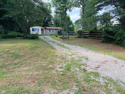 8950 W Georgetown Rd, Columbus, IN, 47201