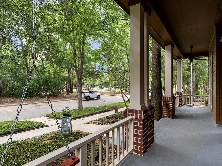 6 E Cottage Green St — Photo 4