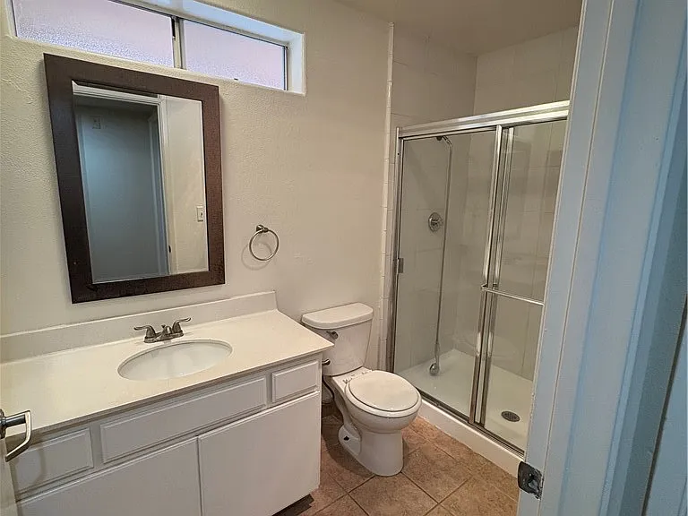 5060 Kester Ave #103 — Photo 15
