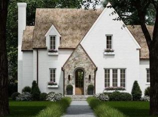 26 Cambridge Blvd, Pleasant Ridge, MI 48069