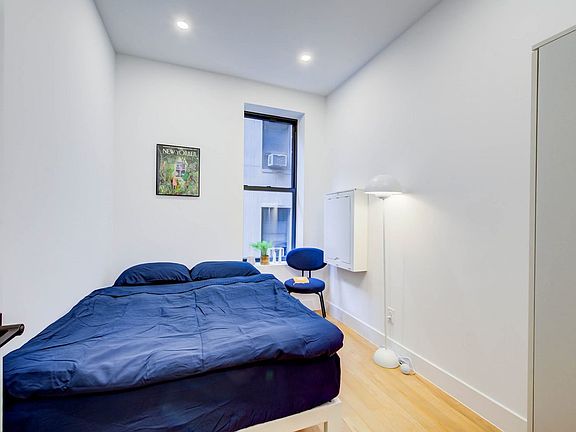 2nd image of 246 W 108th St #3