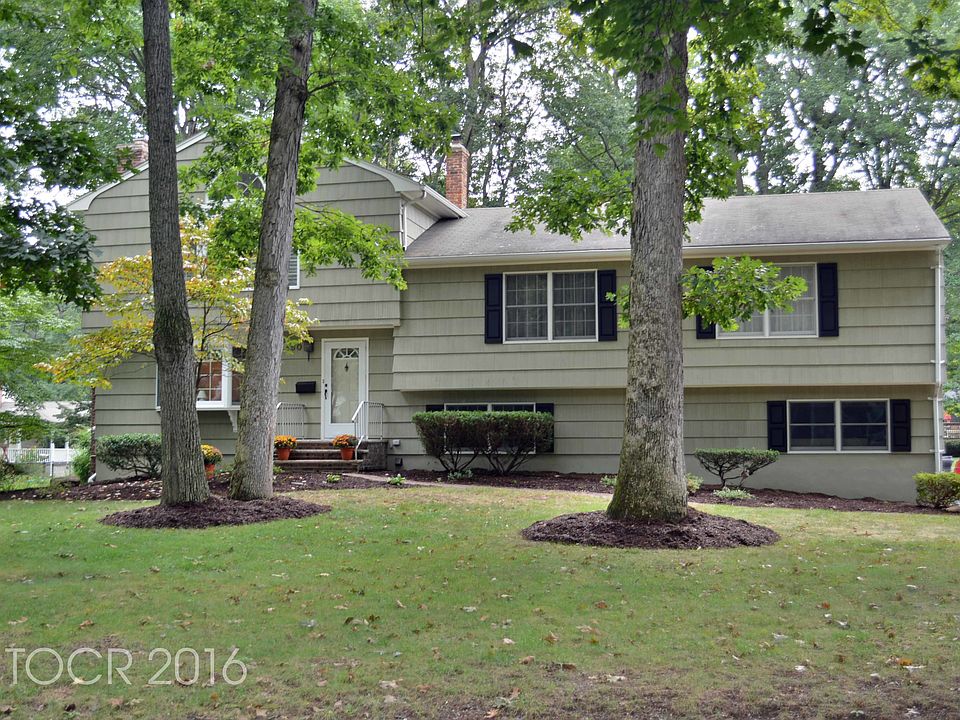 1st image of 450 Elizabeth Ave