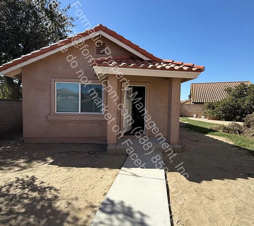 13556 Ardmore Pl #B