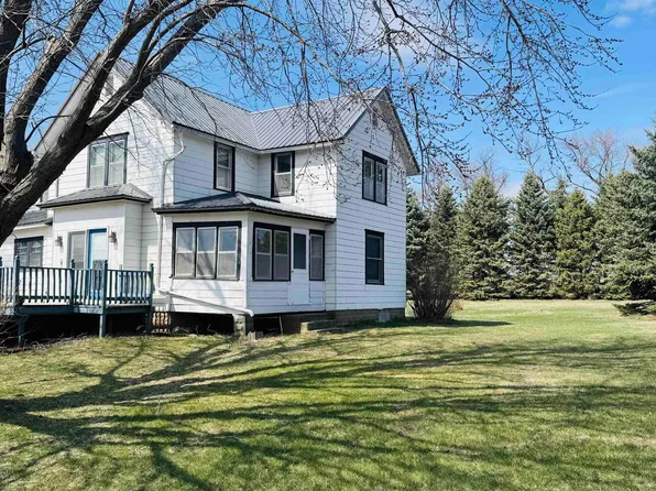 1661 Hancock Ave, Moville, IA 51039