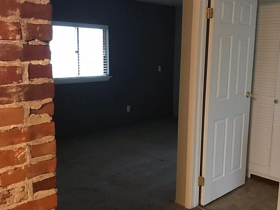 5th image of 1027 Starkweather St