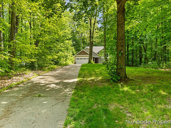 4th image of 4039 Otuna Dr