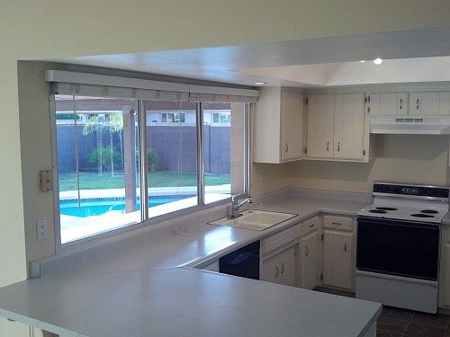 4th image of 5920 S Lakeshore Dr