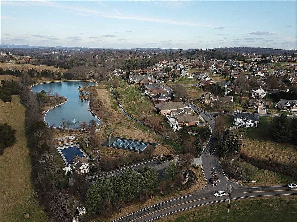 1st image of 444 Lochmere Dr