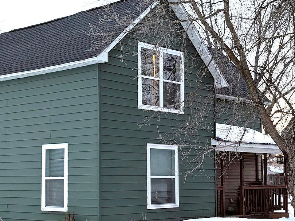 1st image of 523 2nd St SW