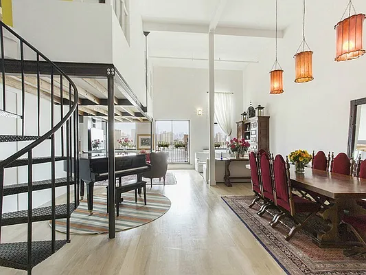 Rented by Sotheby's International Realty | media 12