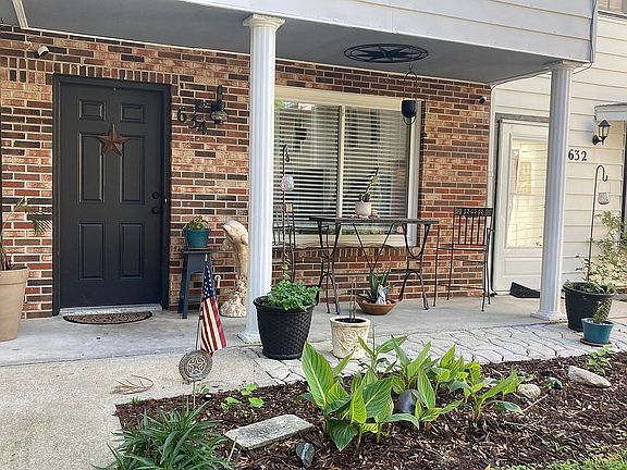4th image of 634 Bowers Ct