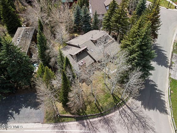 5th image of 2449 Arosa Dr