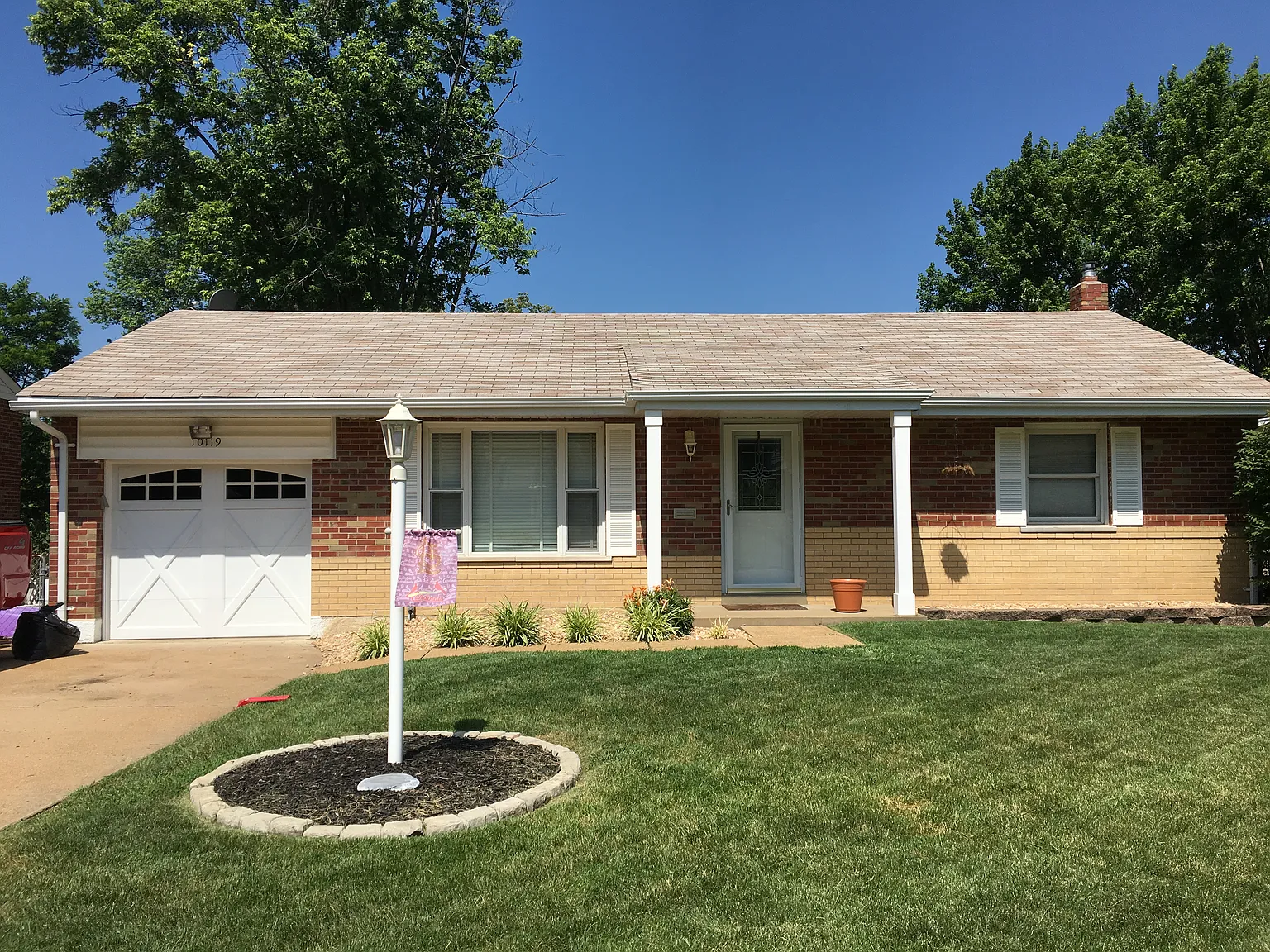 10119 Shapfield Ln photo 1