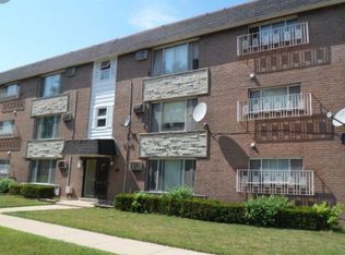 5710 108th St APT 1D, Chicago Ridge, IL 60415