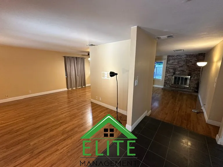 2901 Davenport Way — Photo 4
