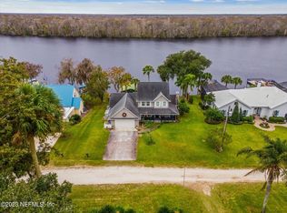 125 River Rd, Satsuma, FL 32189