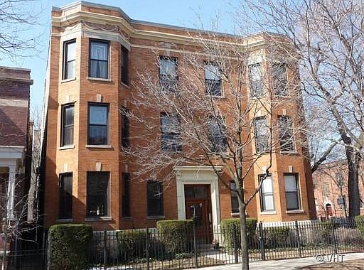 1st image of 3762 N Lakewood Ave #3