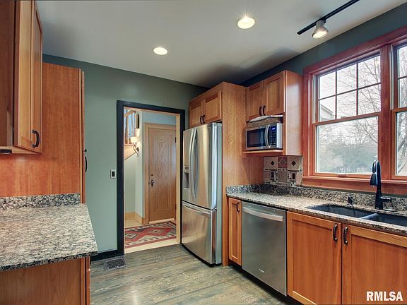 5th image of 2210 Jersey St