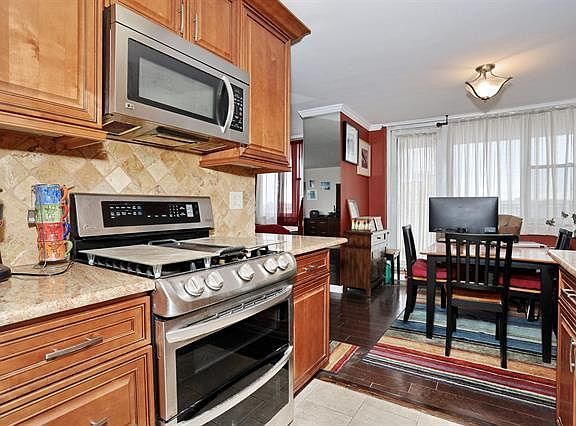 4th image of 6040 Boulevard East APT 8H