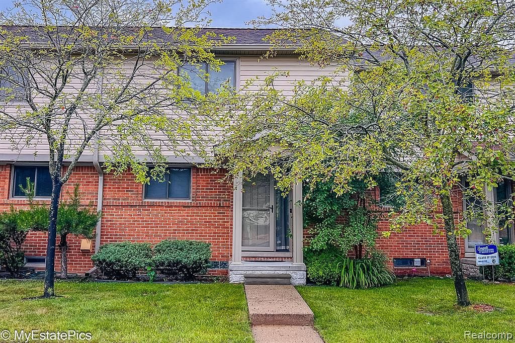 3890 Old Creek Rd, Troy, MI 48084 MLS 20230051624 Zillow