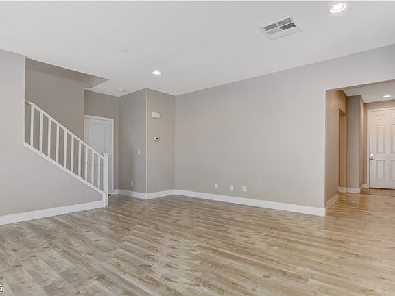 5th image of 8739 Cerrito Canyon Ct
