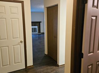 7948 Amberly Cir NW, North Canton, OH 44720