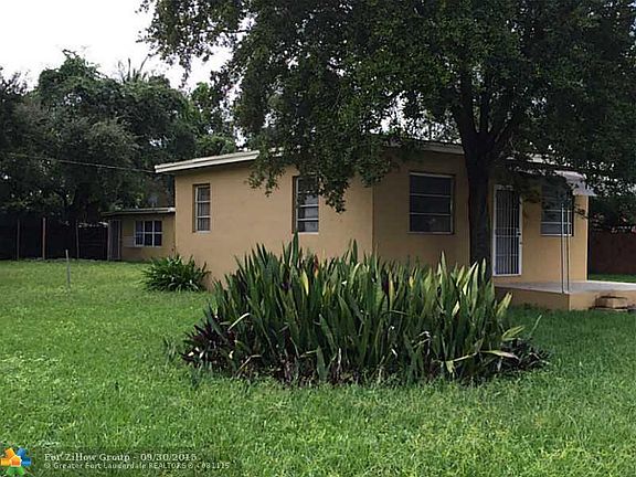 3rd image of 3180 NW 134th St