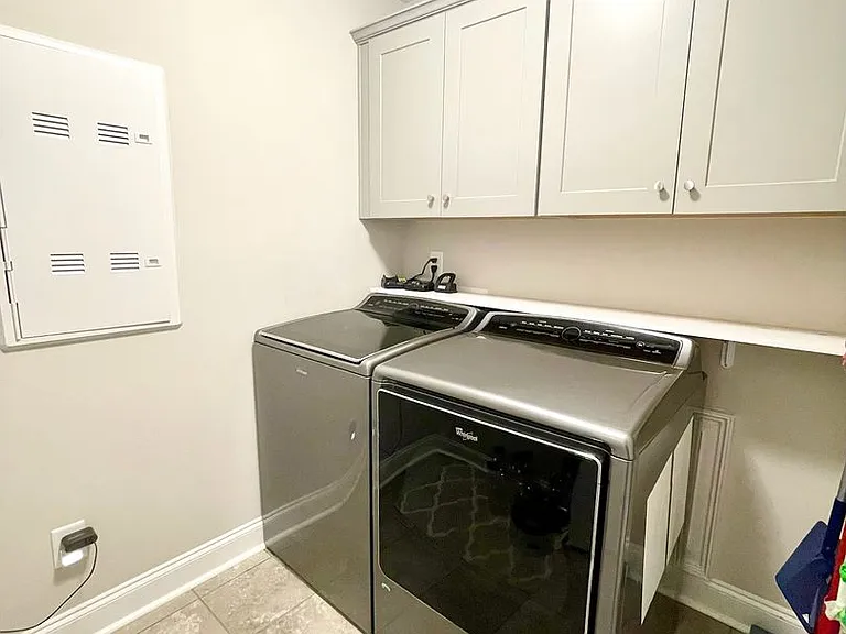 116 Herman Dr — Photo 7