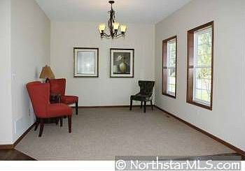 4th image of 10552 Noble Ave N