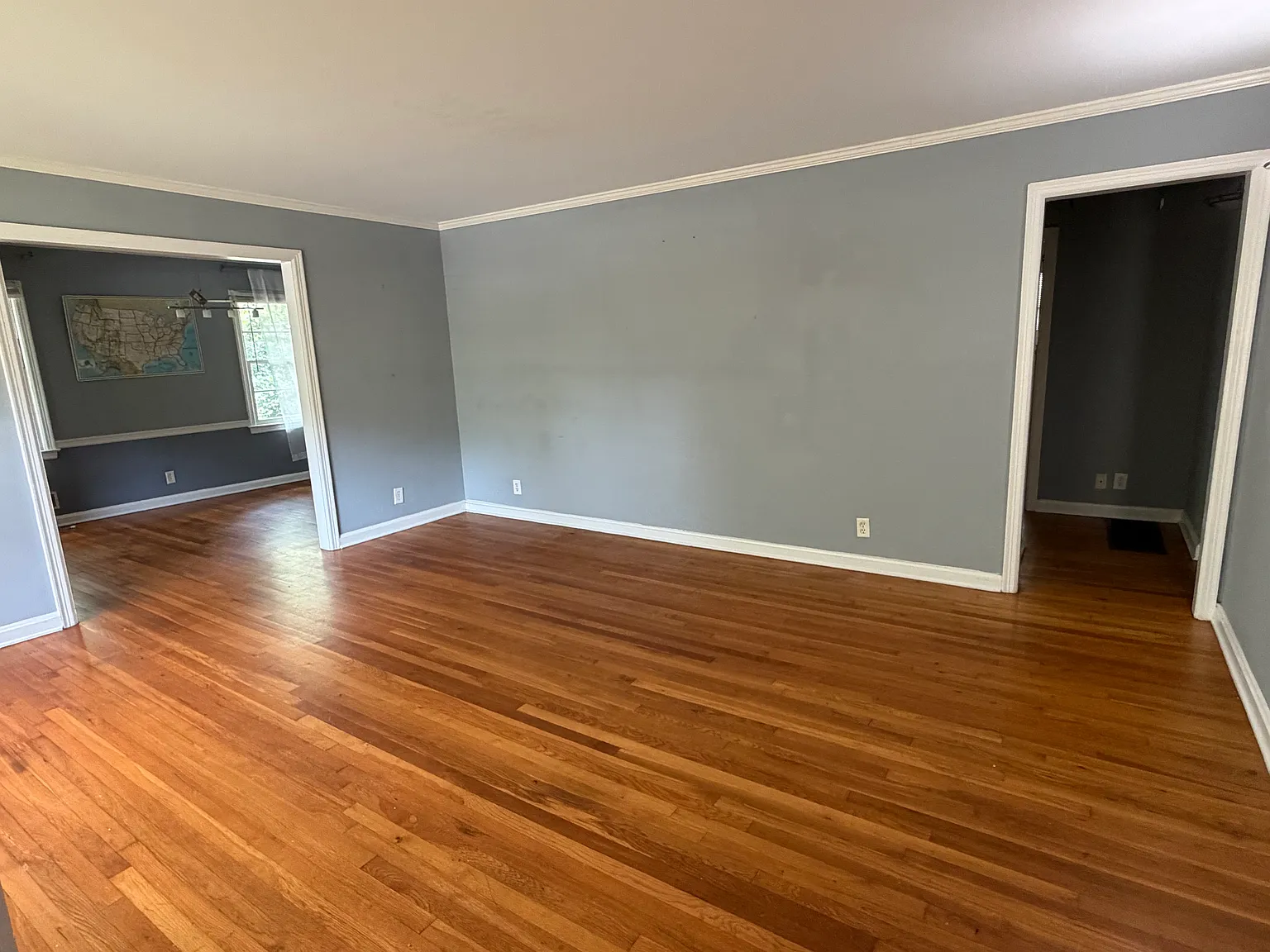 3 bed, 1318 sqft, $2,550 — Photo 2