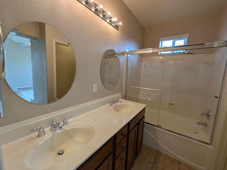 3000 Sierra View Cir — Photo 22