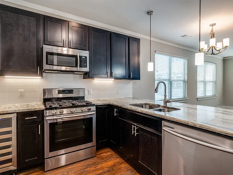 4316 Hartford St #20 — Photo 7