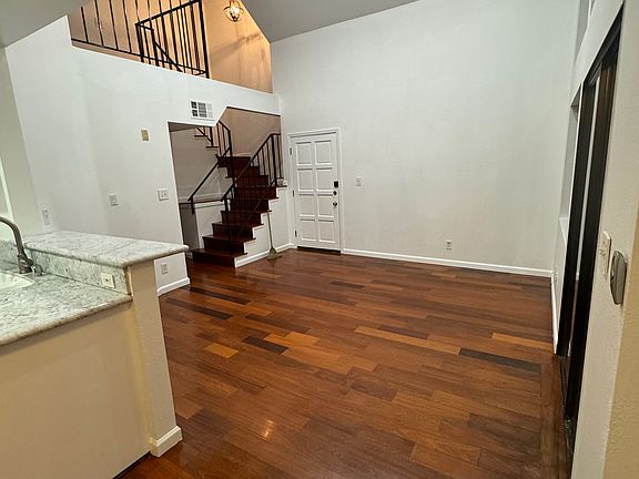5th image of 1118 E Palmer Ave APT 213