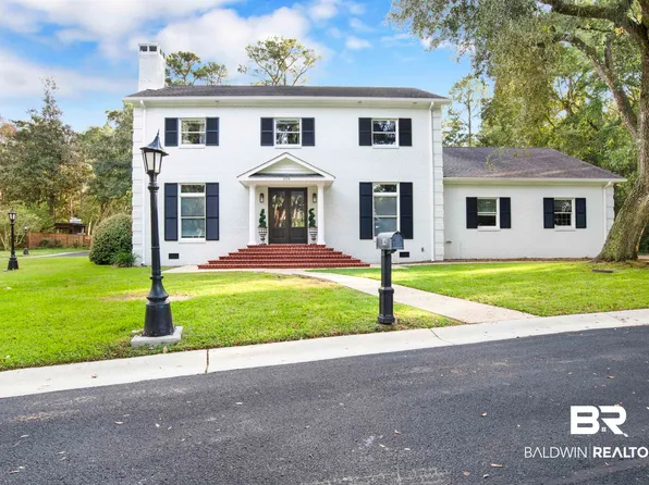 104 Alsway Ct, Fairhope, AL 36532