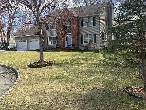 Last house on cue de sac