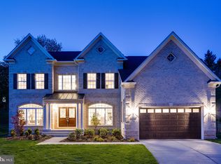 1321 Banquo Ct, Mc Lean, VA 22102